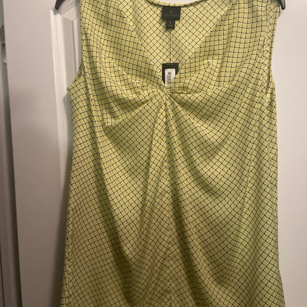 New.  Summer shirt.